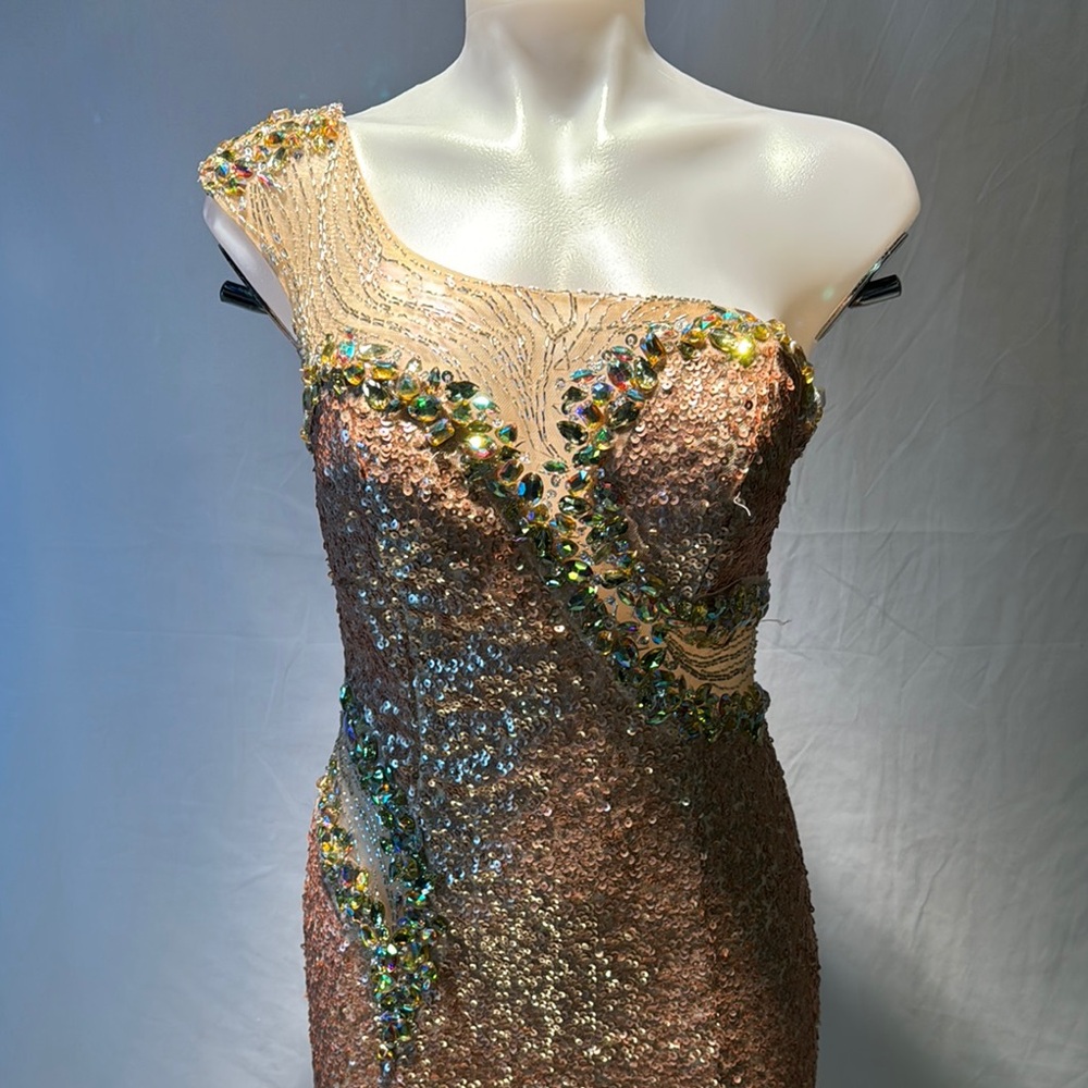 Elegant Sequin One-Shoulder Gown - Picture 3 of 15